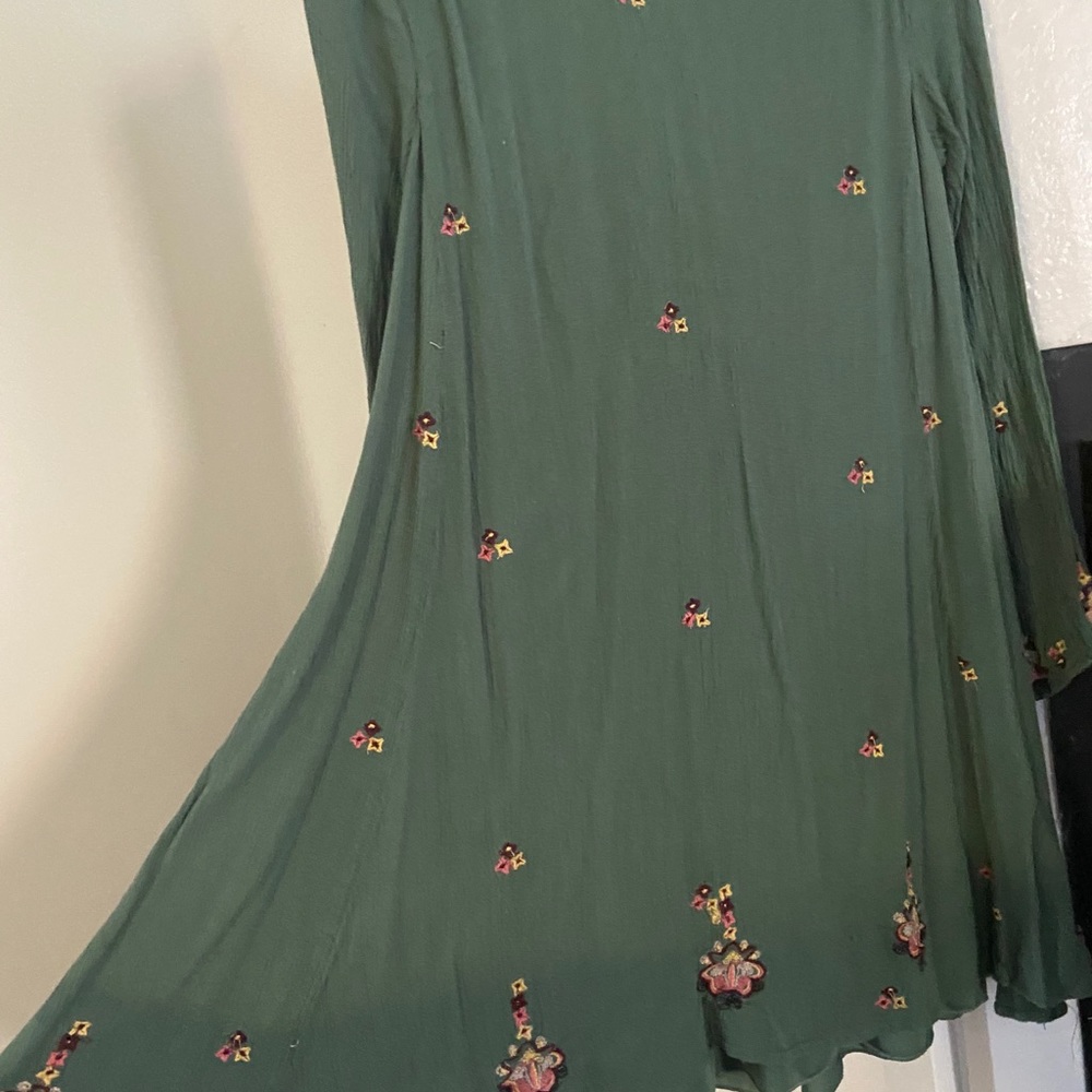 Beautiful olive green midi dress with open back